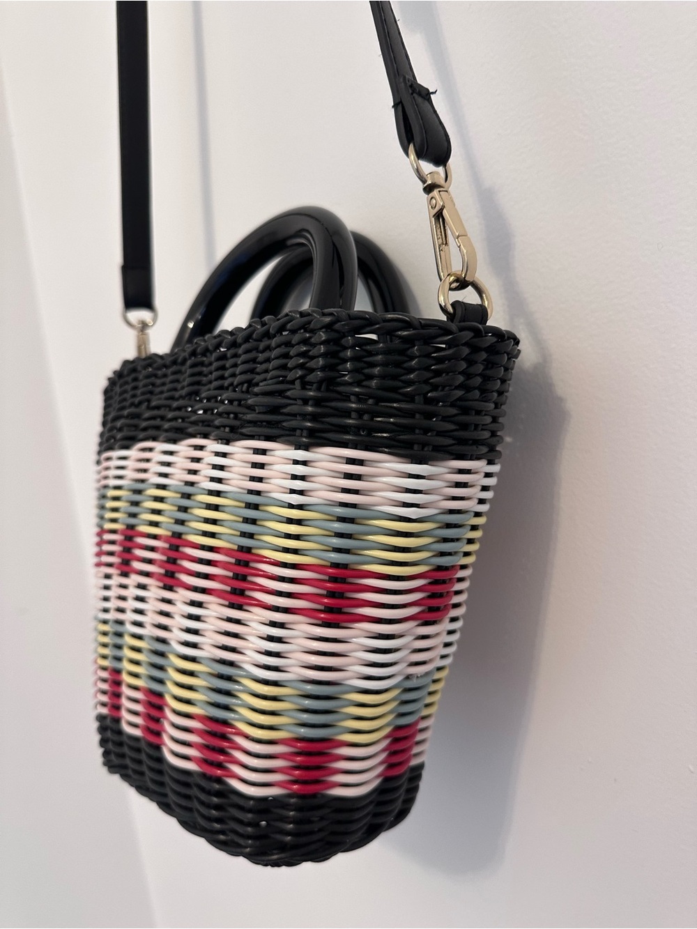 Zara Small Multicolor Striped Woven Wicker Resin Handle Drawstring - Picture 8 of 9